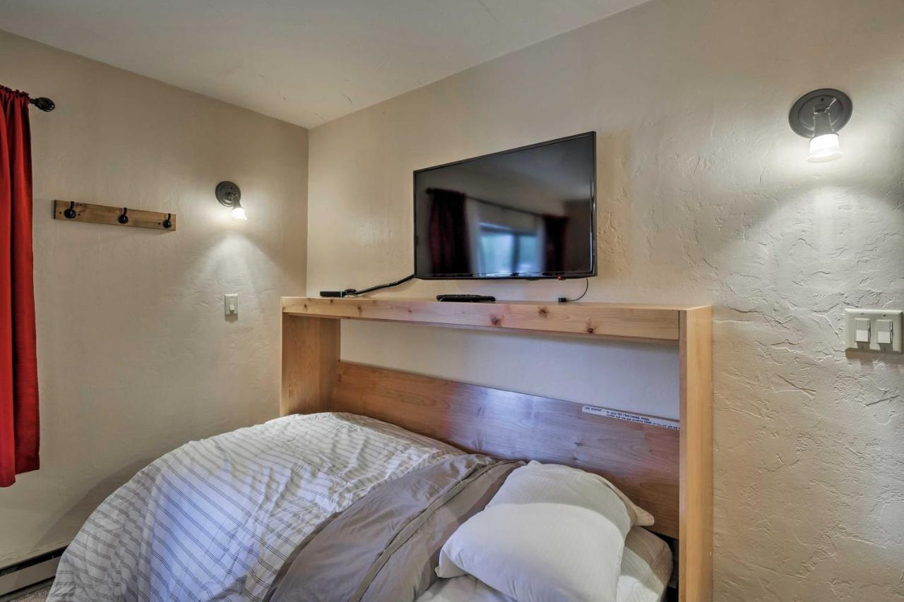 Cozy Ski-Inandski-Out Breckenridge Condo Mtn Views! Exterior photo