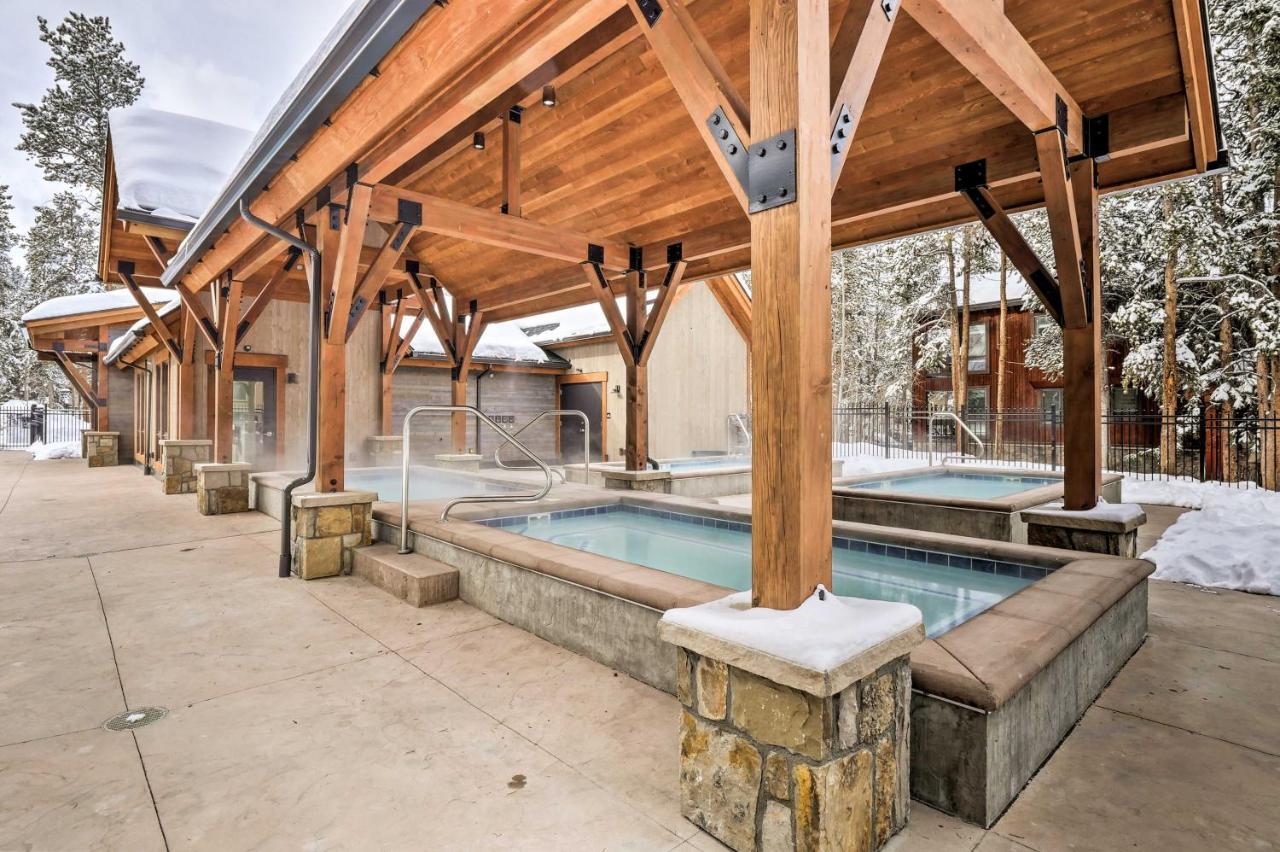 Cozy Ski-Inandski-Out Breckenridge Condo Mtn Views! Exterior photo